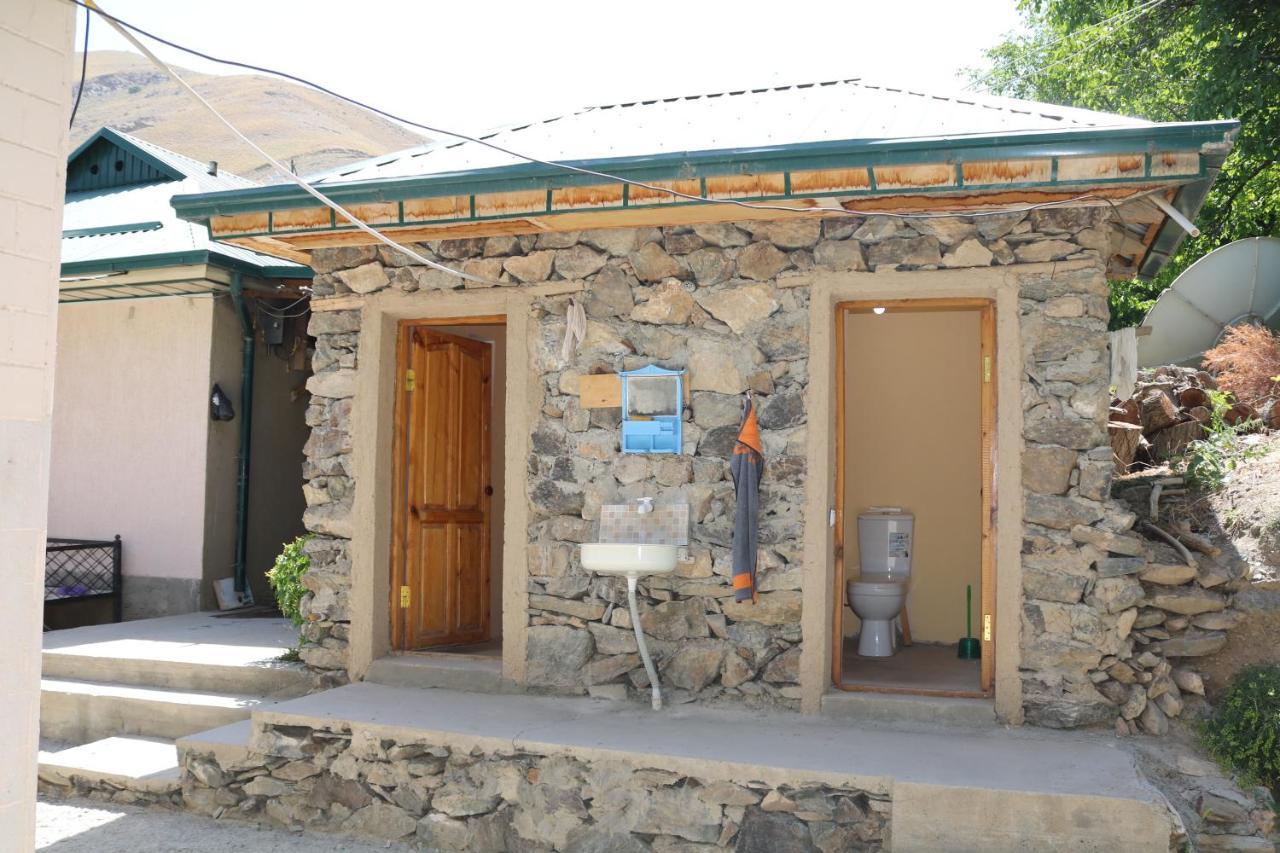 Hayat Guesthouse Nuratau Mountains Yukary-Ukhum المظهر الخارجي الصورة