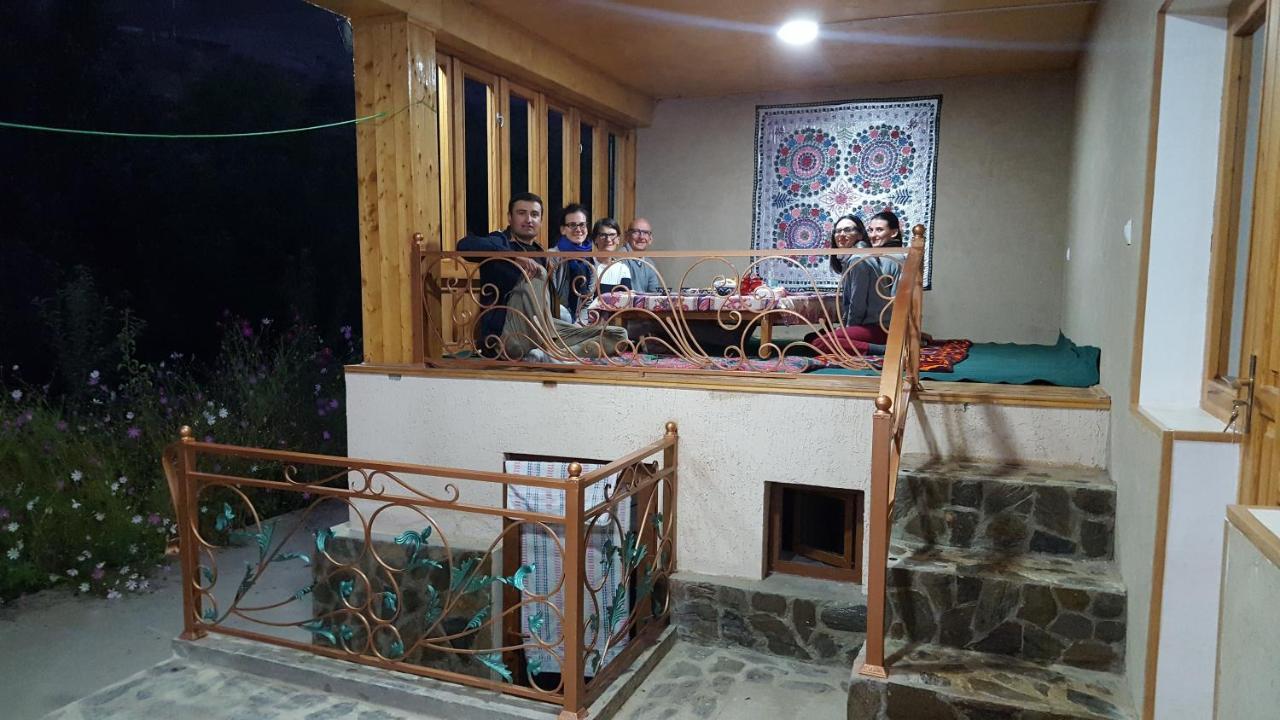 Hayat Guesthouse Nuratau Mountains Yukary-Ukhum المظهر الخارجي الصورة