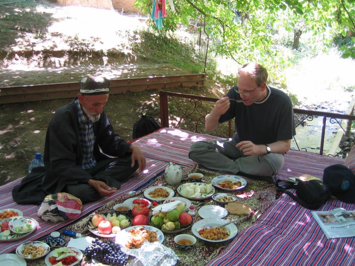 Hayat Guesthouse Nuratau Mountains Yukary-Ukhum المظهر الخارجي الصورة