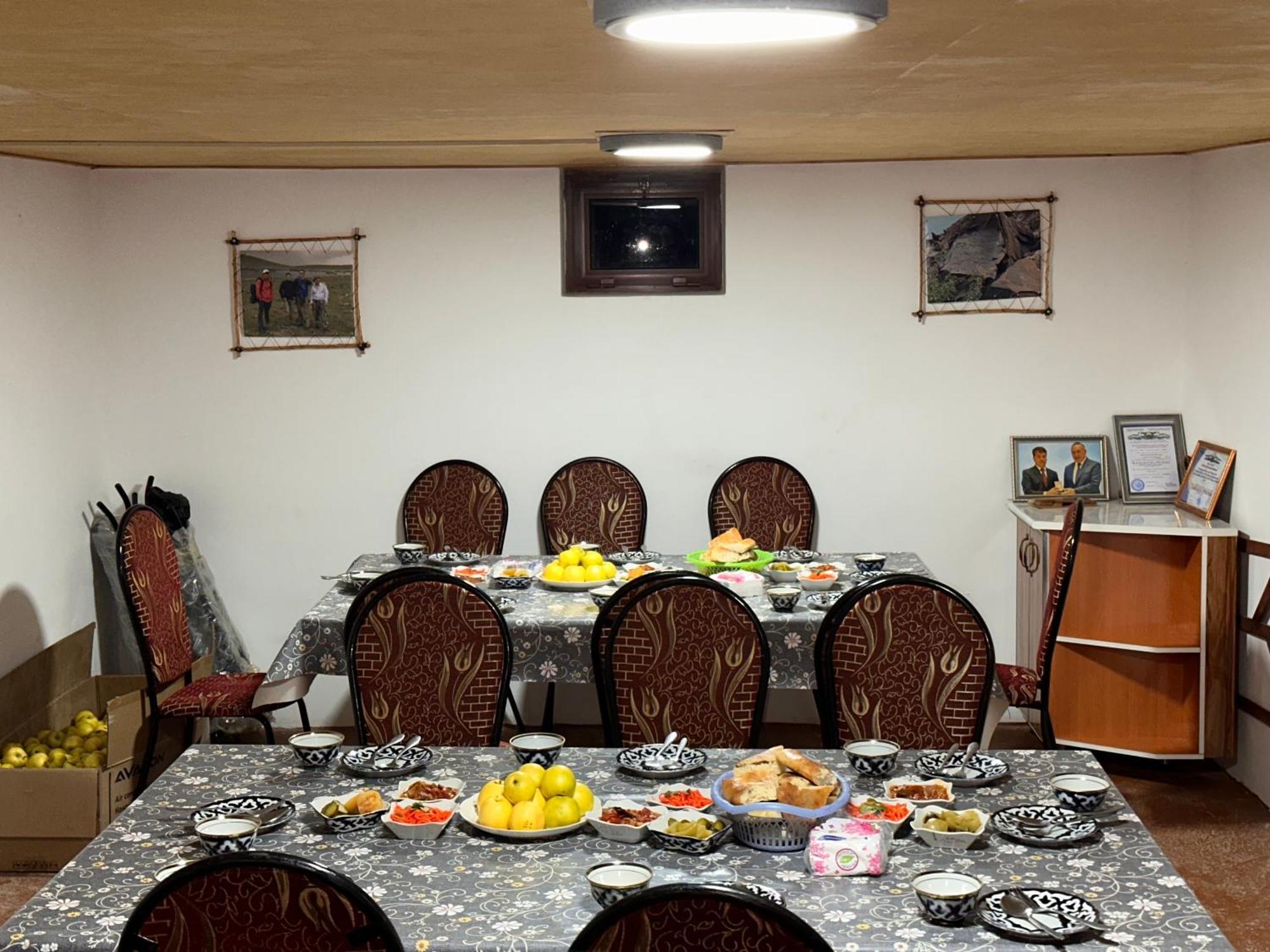 Hayat Guesthouse Nuratau Mountains Yukary-Ukhum المظهر الخارجي الصورة